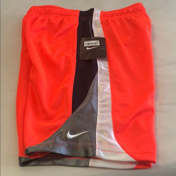 Nike short - Picture 8 of 8